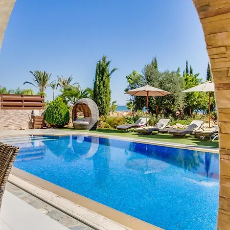 Oceanus Villa