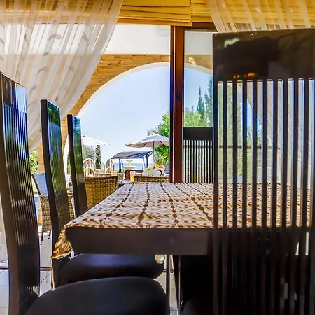 Oceanus Villa *
