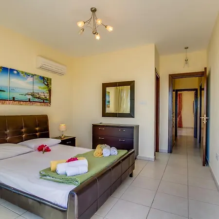 Villa Oceanus Ayia Napa